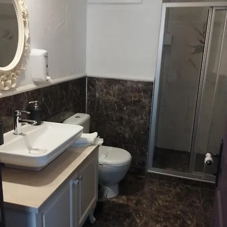 Alojamento de Acomodação e Pequeno-almoço Noonbir Alaçatı